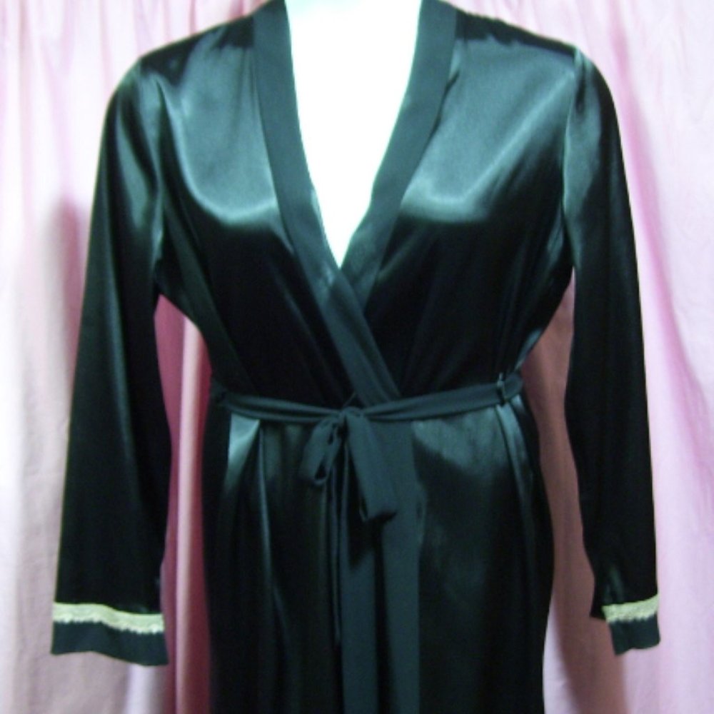 Apt 9 Black Satin Short Robe Beige Lace Size M NWOT